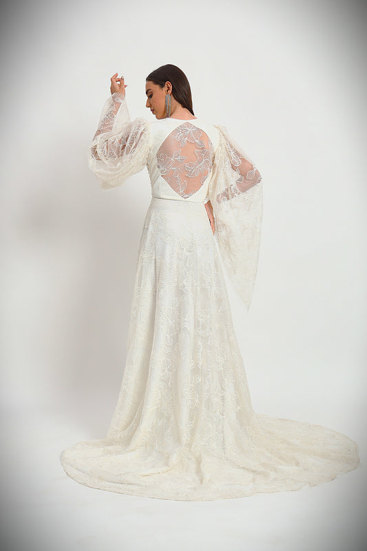 Lunar Glow Gown – A Radiant Tribute to Celestial Beauty