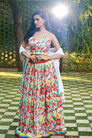 Amber Floral Opulence (Lehenga)